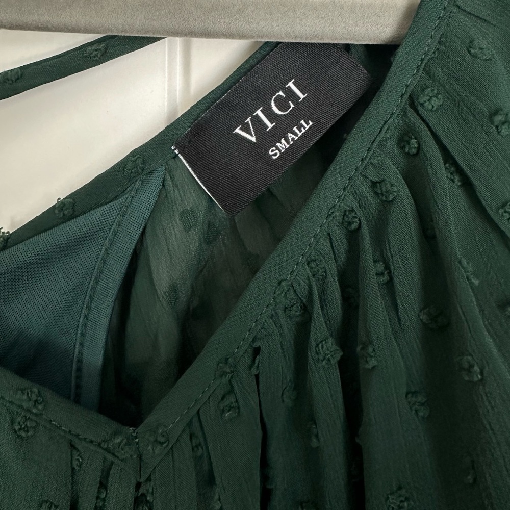 Vici Collection Top Size Small - image 4